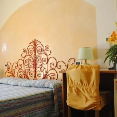 Silvestrino Hotel 3*