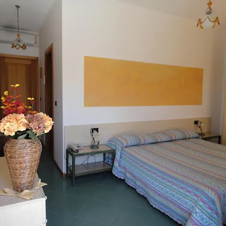 Silvestrino Hotel 3*