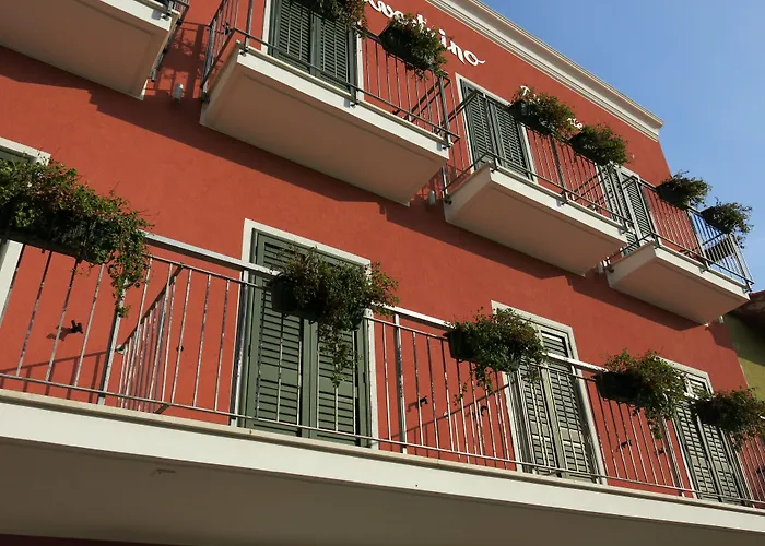 Silvestrino Hotel 3*