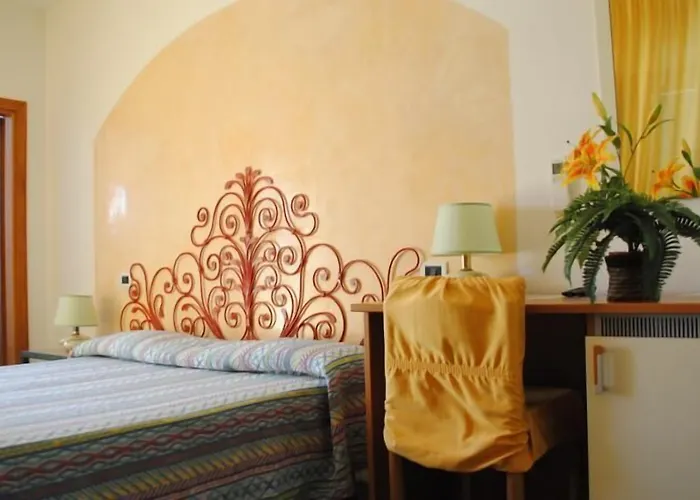 Silvestrino Hotel 3*