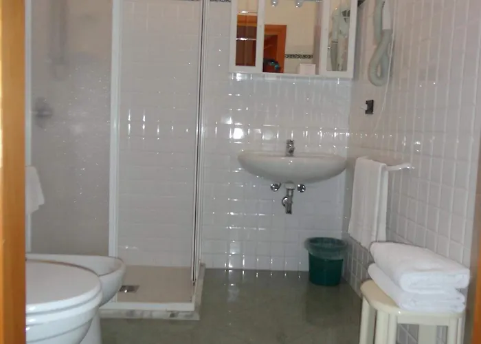 Hotel Silvestrino 3*